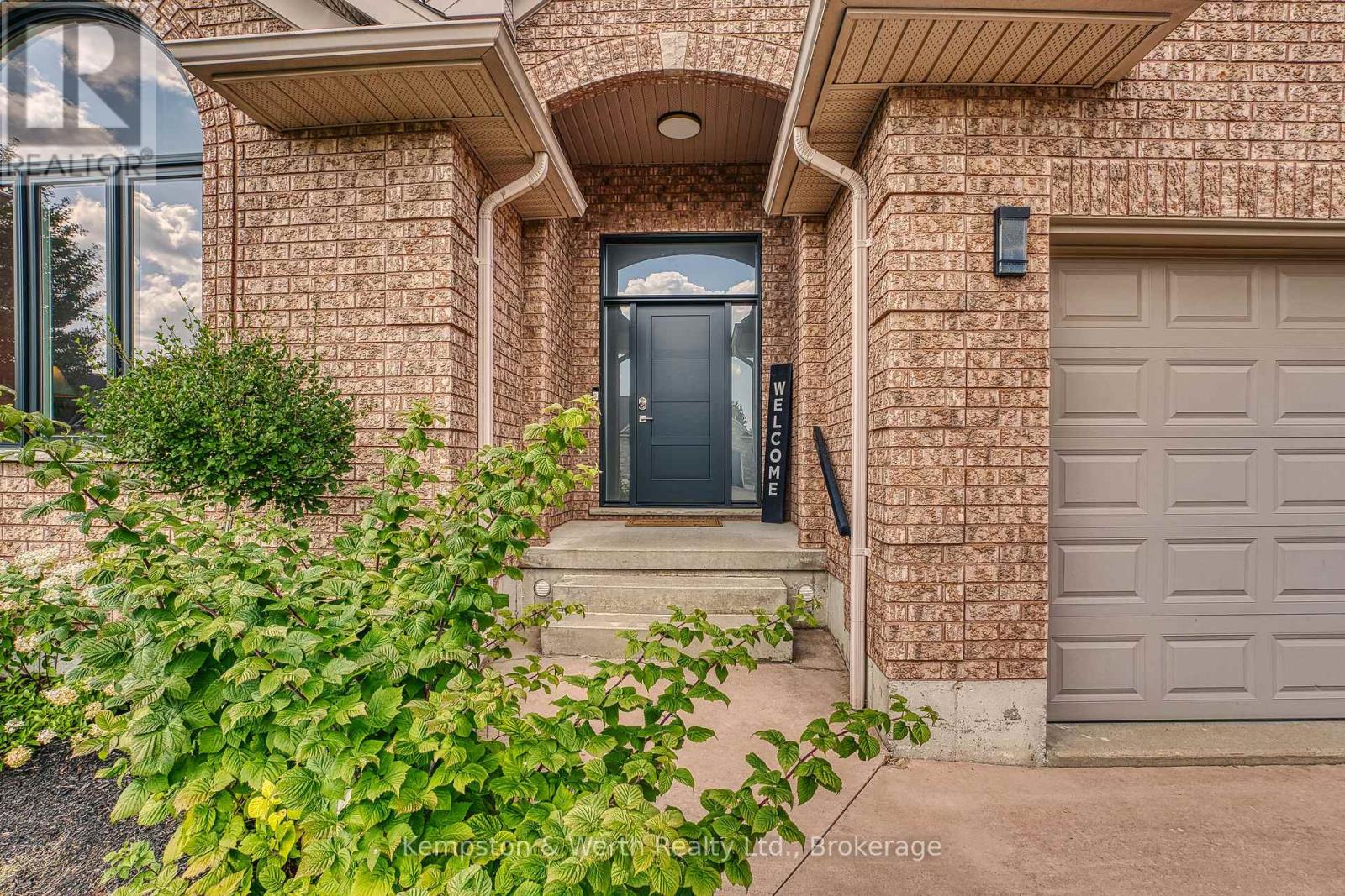 635 Riverview Drive Property Photo 7