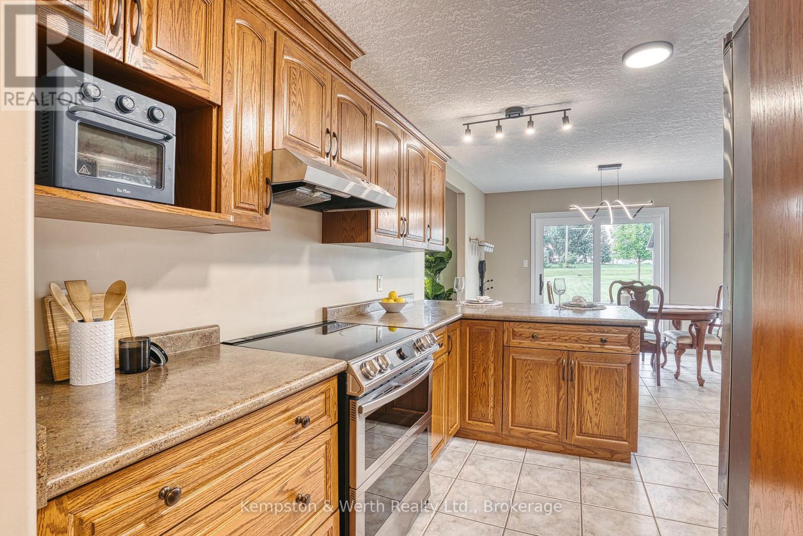 635 Riverview Drive Property Photo 14