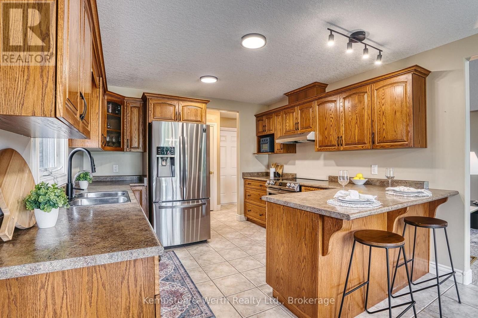 635 Riverview Drive Property Photo 16