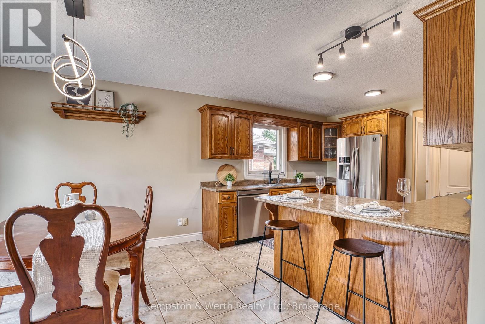 635 Riverview Drive Property Photo 18