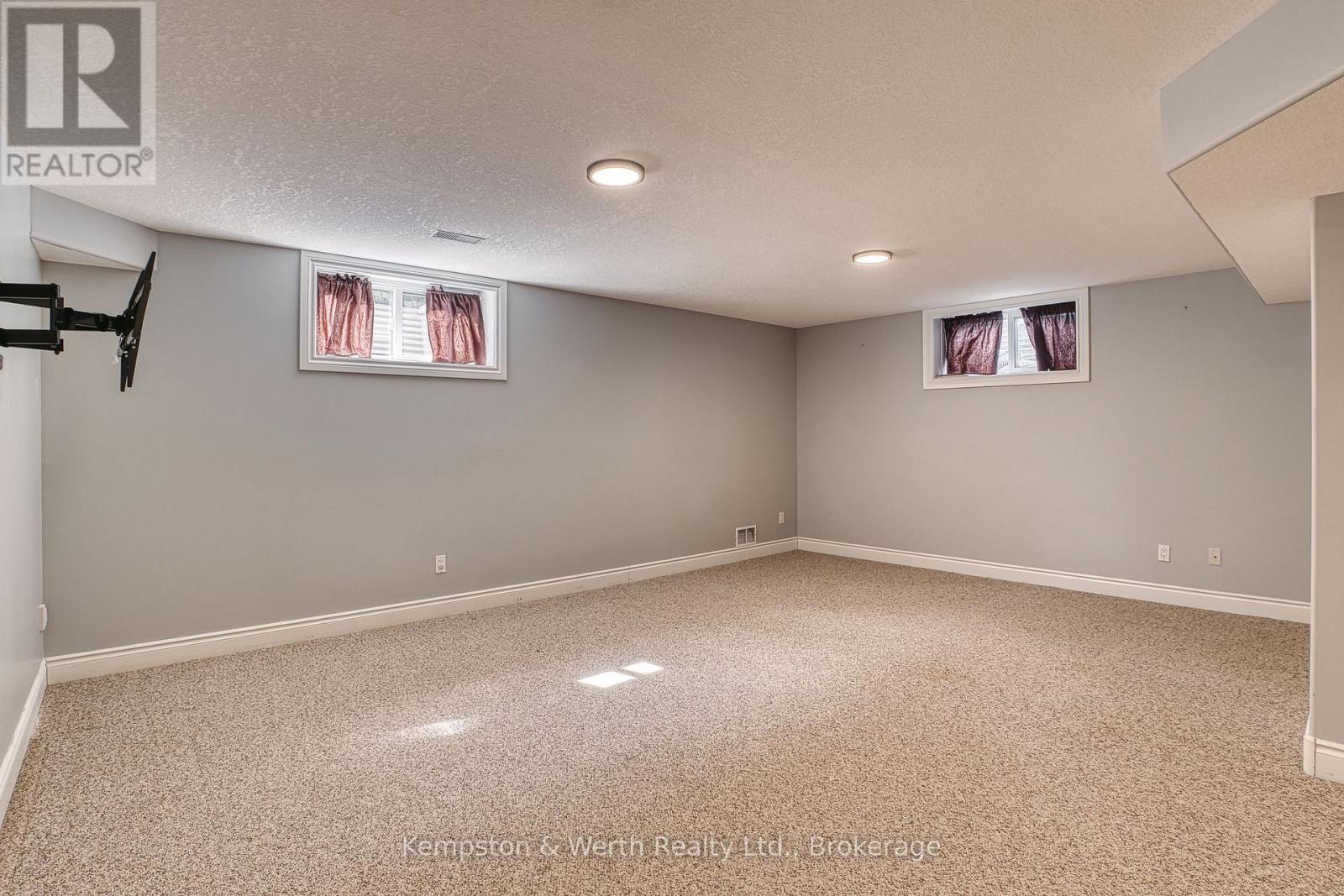 635 Riverview Drive Property Photo 30