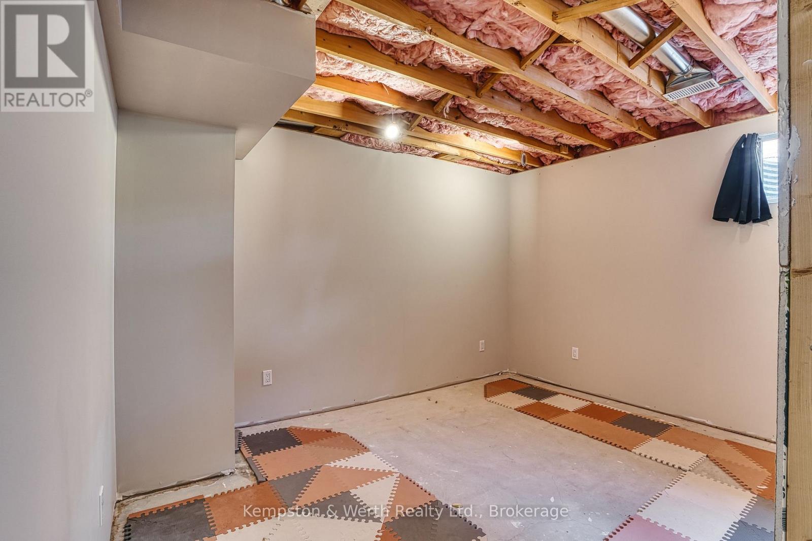 635 Riverview Drive Property Photo 32
