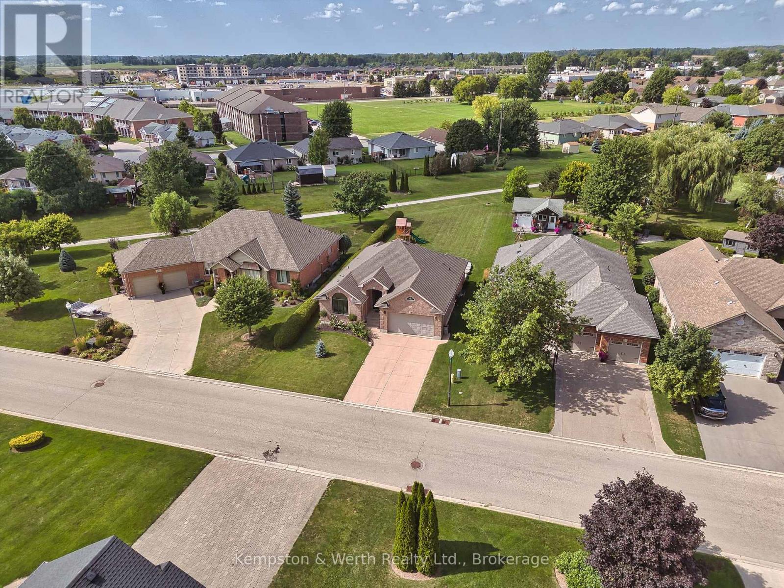 635 Riverview Drive Property Photo 42