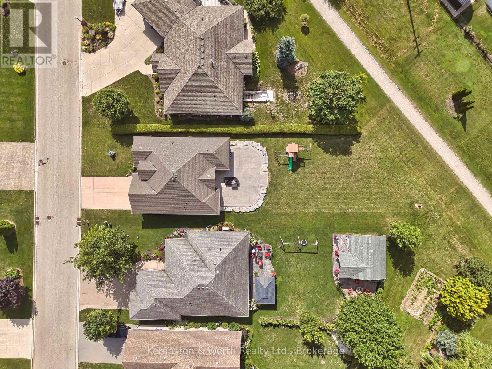 635 Riverview Drive Property Photo 48