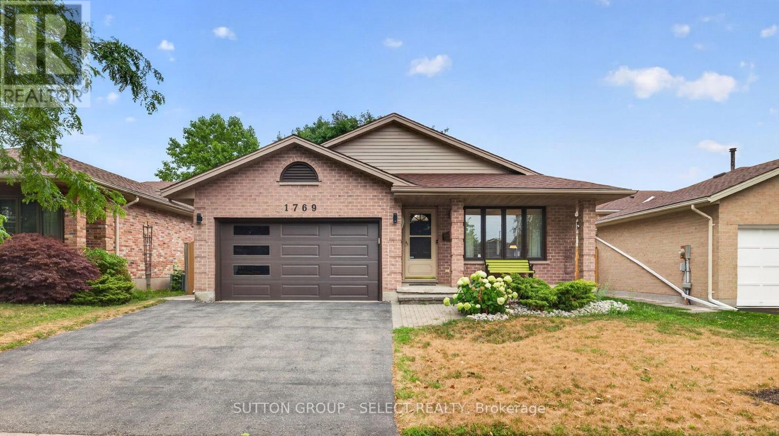 1769 Jalna Boulevard Property Photo 1