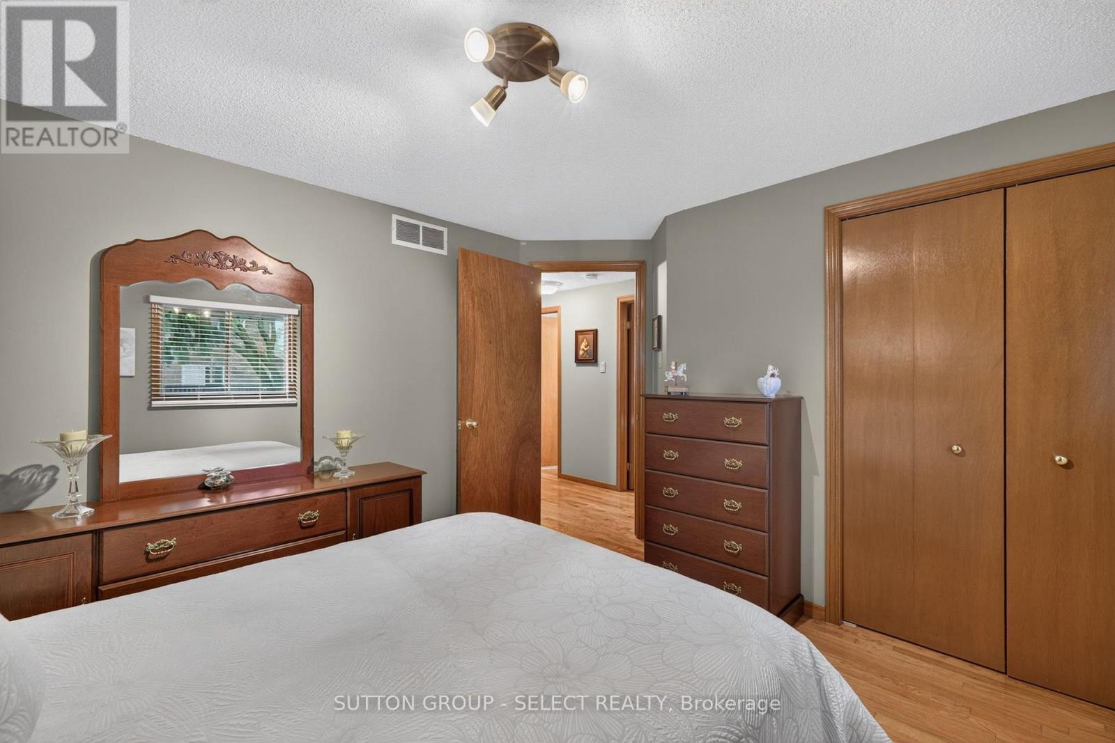 1769 Jalna Boulevard Property Photo 22