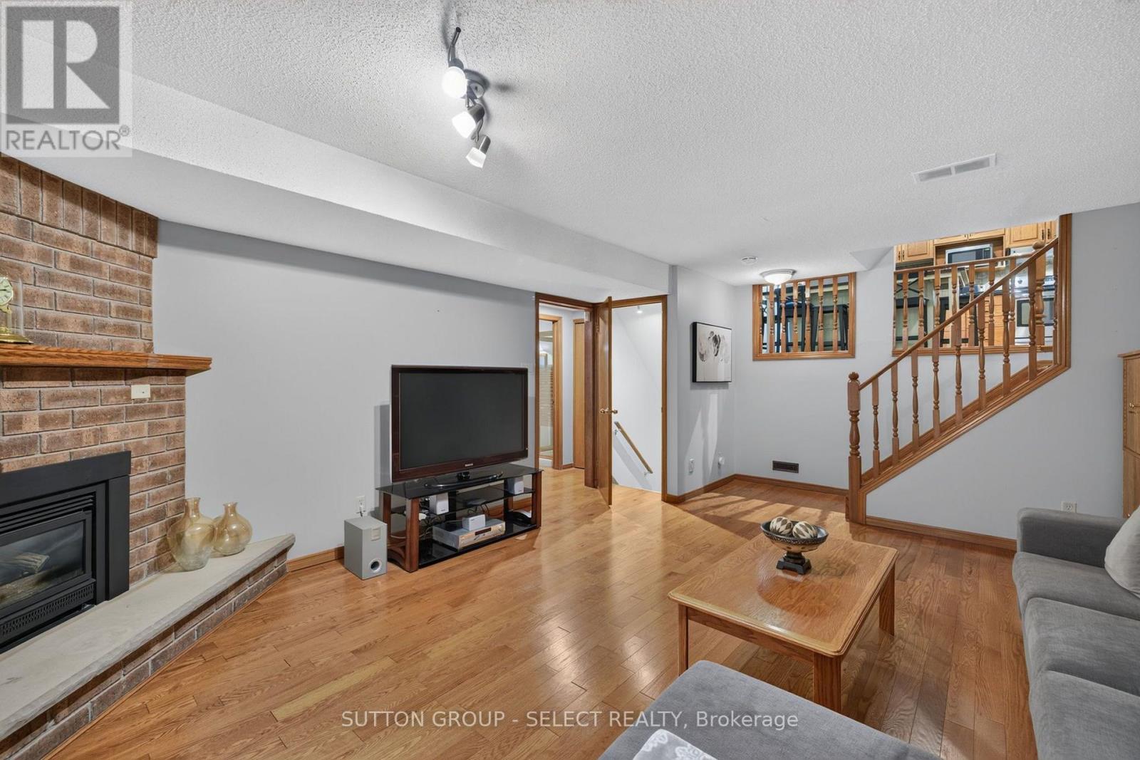 1769 Jalna Boulevard Property Photo 27