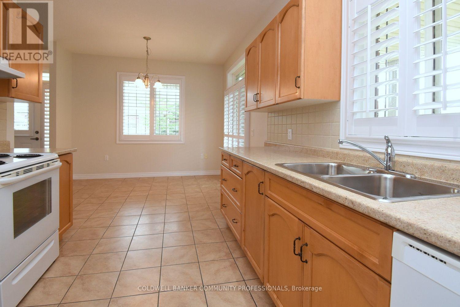 19 Stickland Lane Property Photo 16
