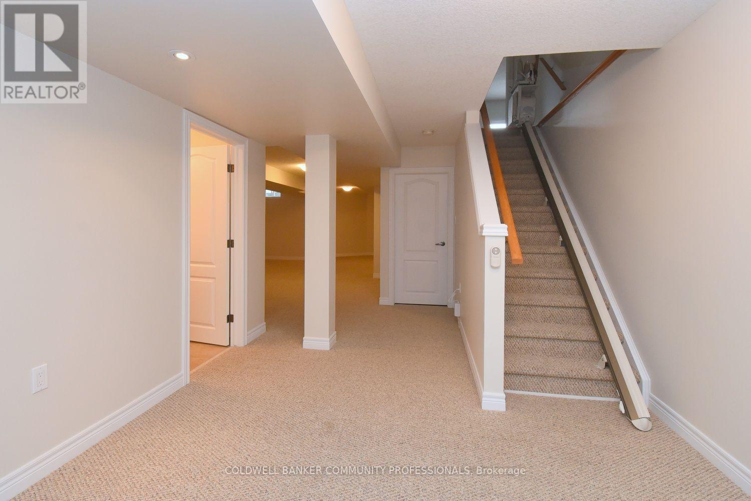 19 Stickland Lane Property Photo 35