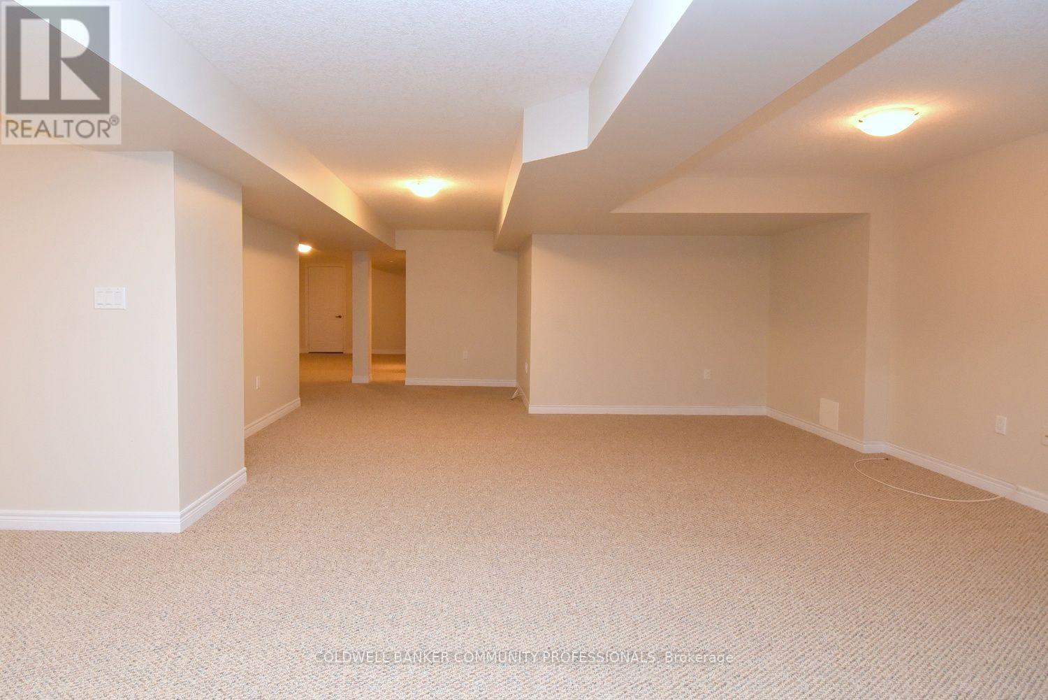 19 Stickland Lane Property Photo 36