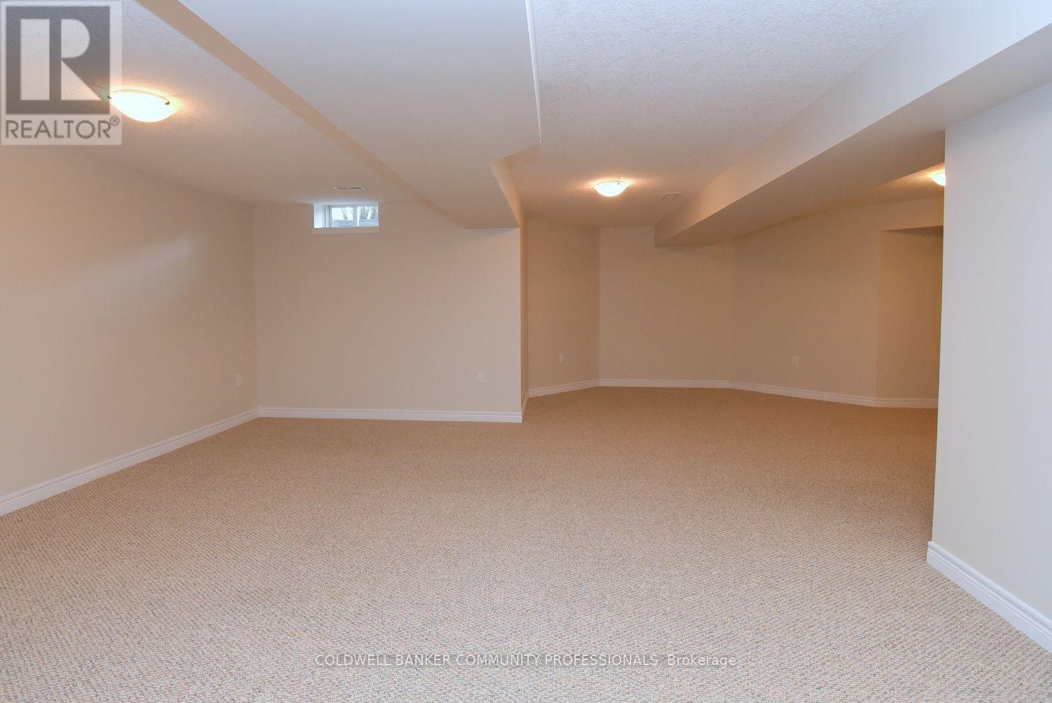 19 Stickland Lane Property Photo 37