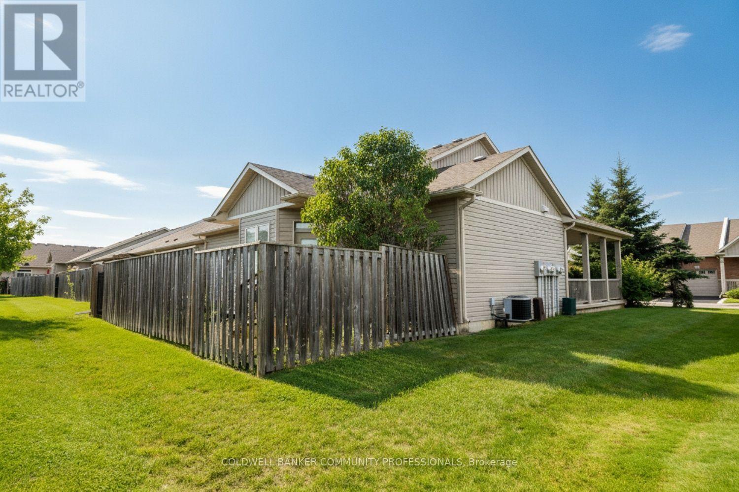 19 Stickland Lane Property Photo 44