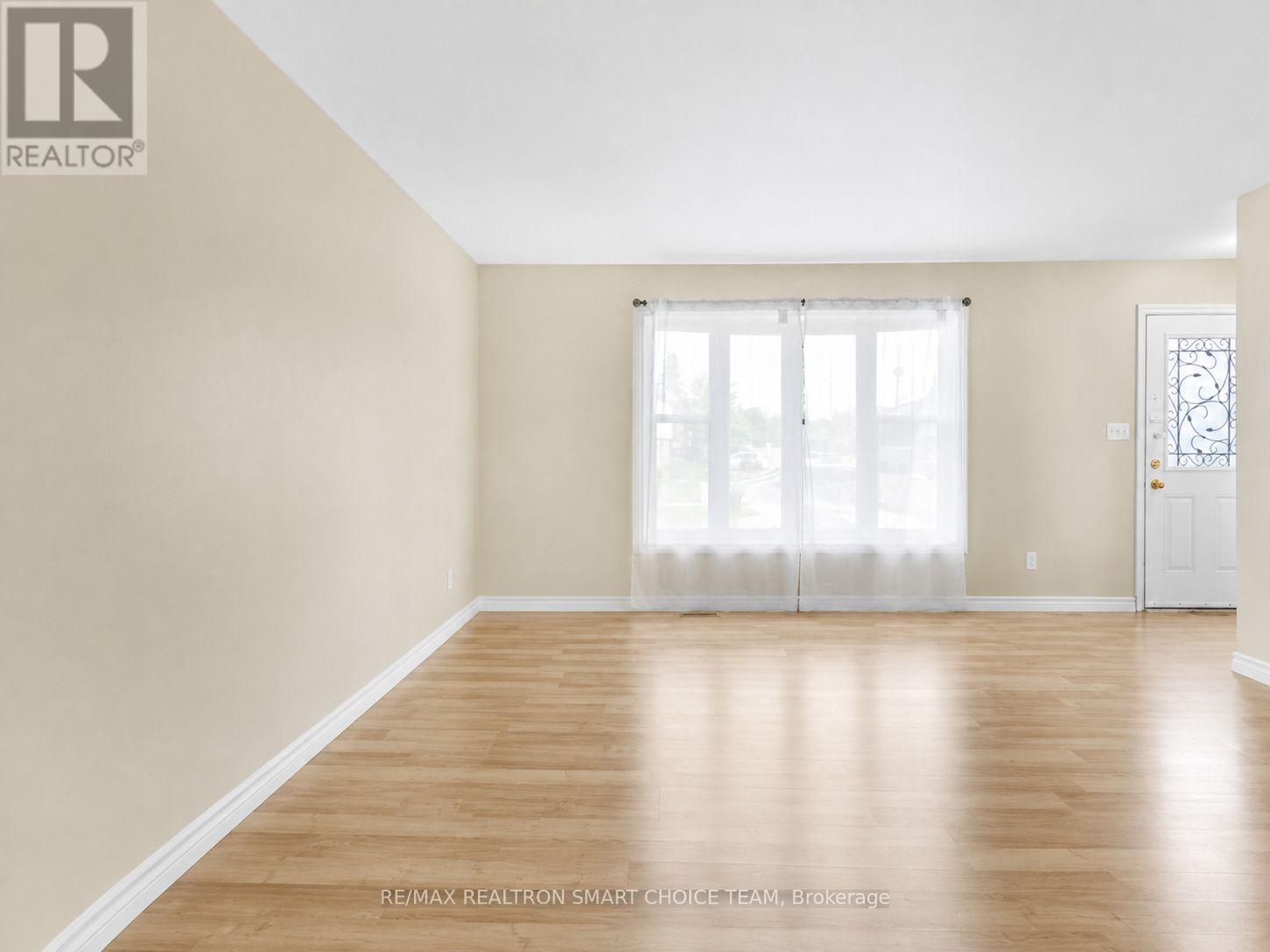 971 Oakview Avenue Property Photo 10