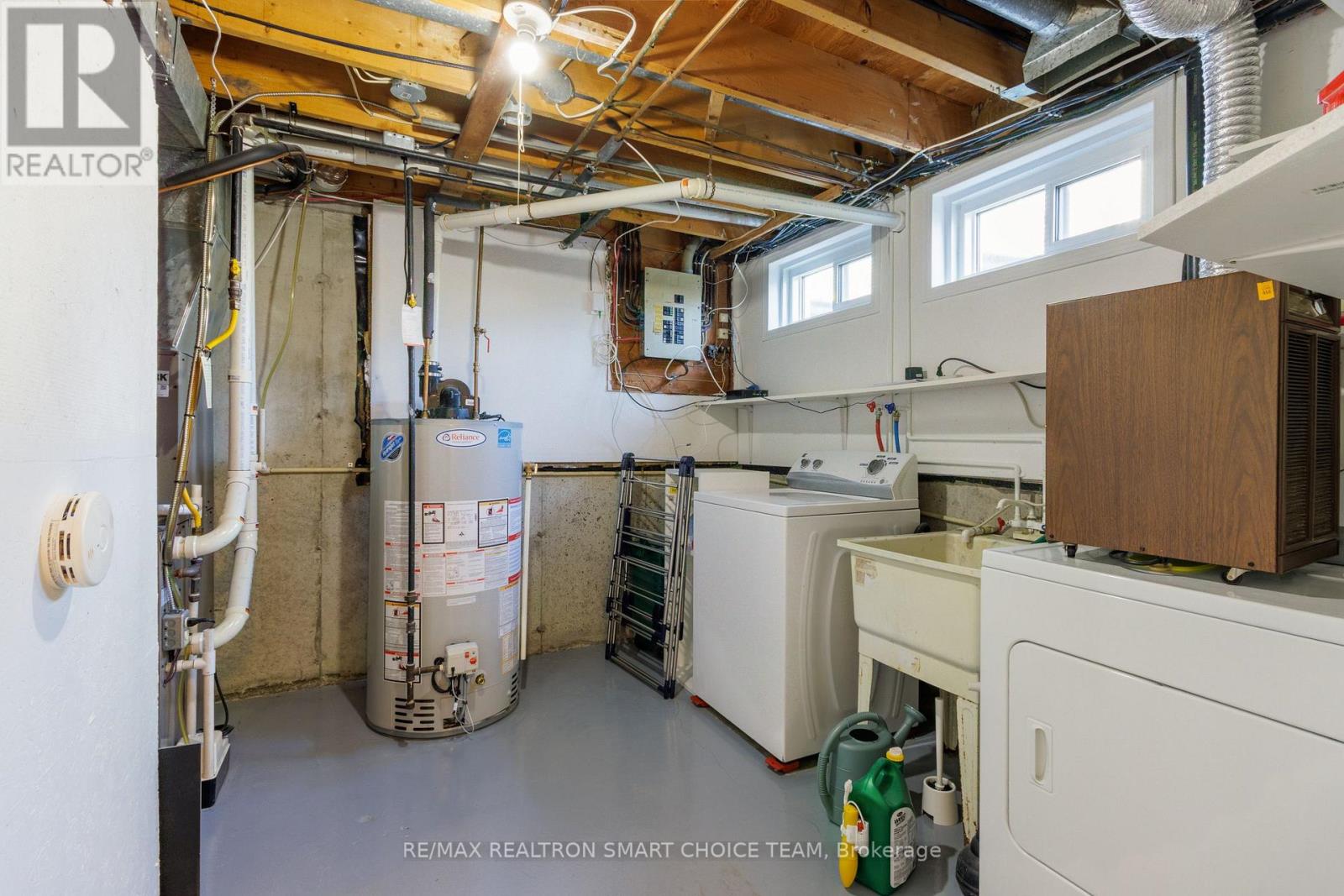 971 Oakview Avenue Property Photo 38