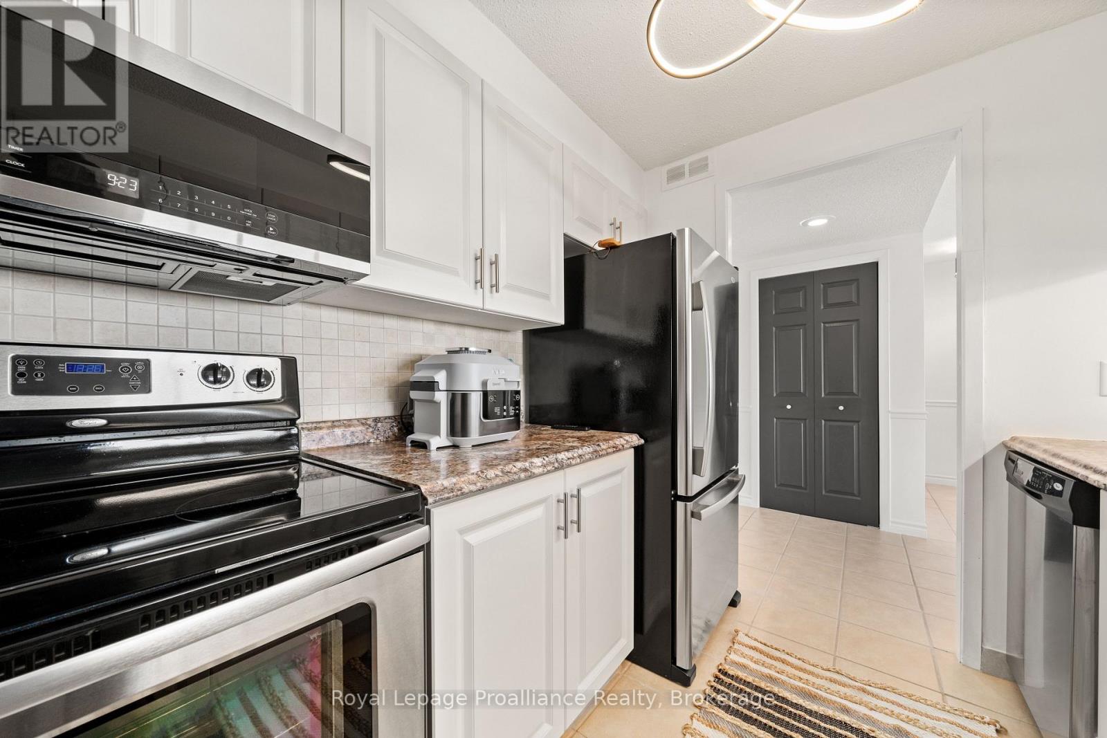 506 - 344 Front Street Property Photo 10