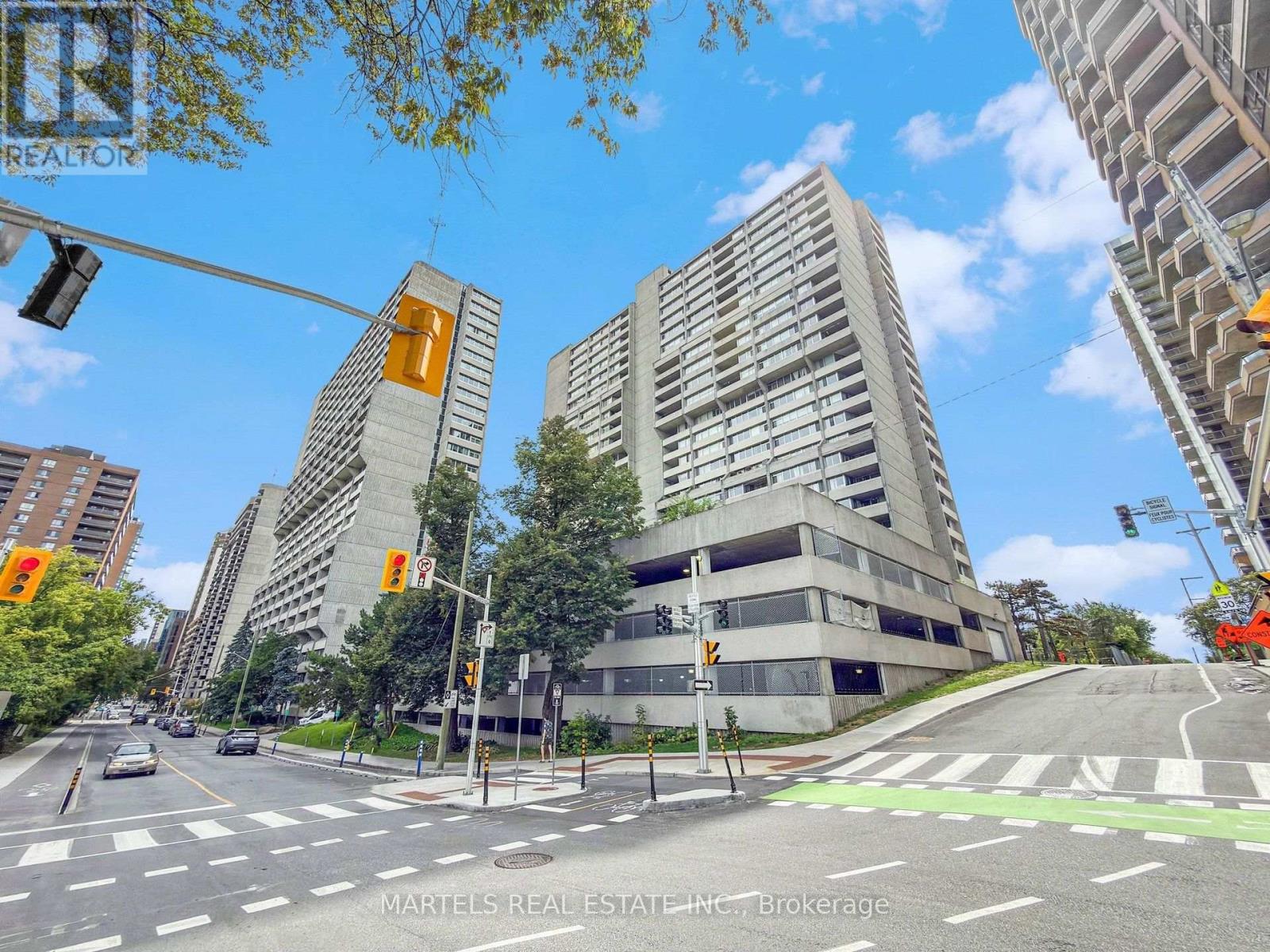 904 - 530 Laurier Avenue W Photo de la propriété 1