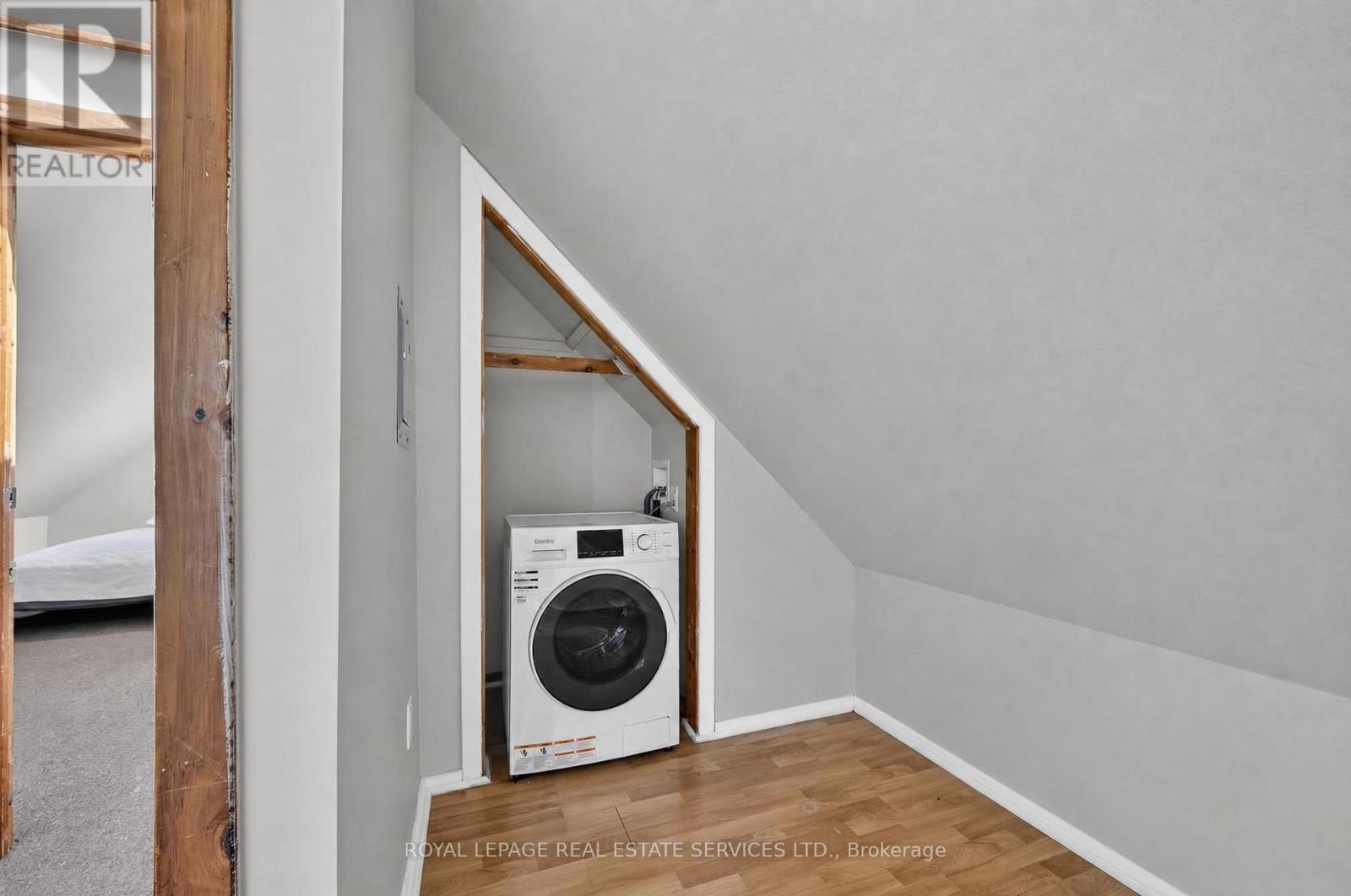62 Erie Avenue Property Photo 29