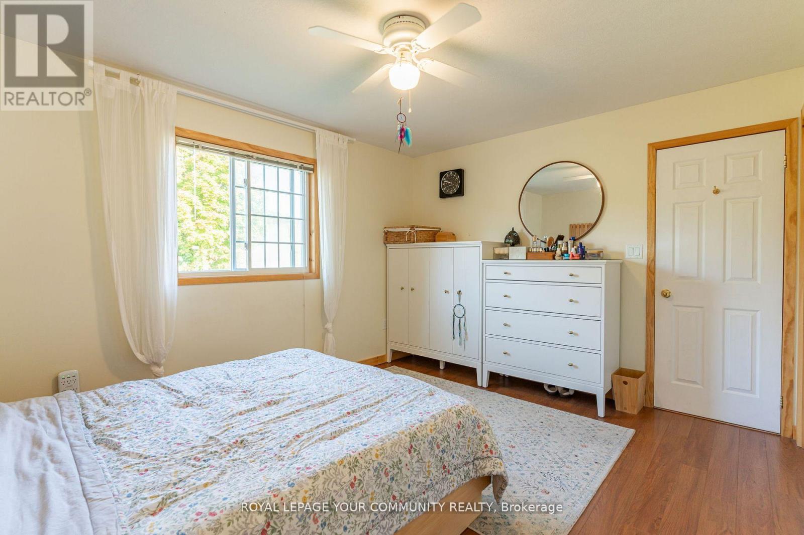 3895 Loop Road Property Photo 10