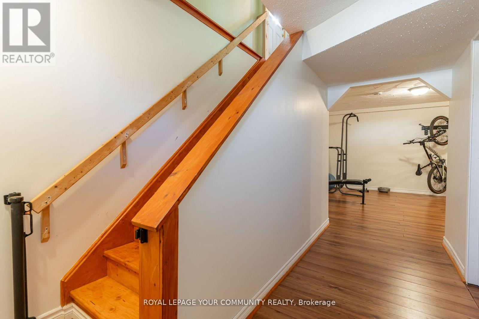 3895 Loop Road Property Photo 14