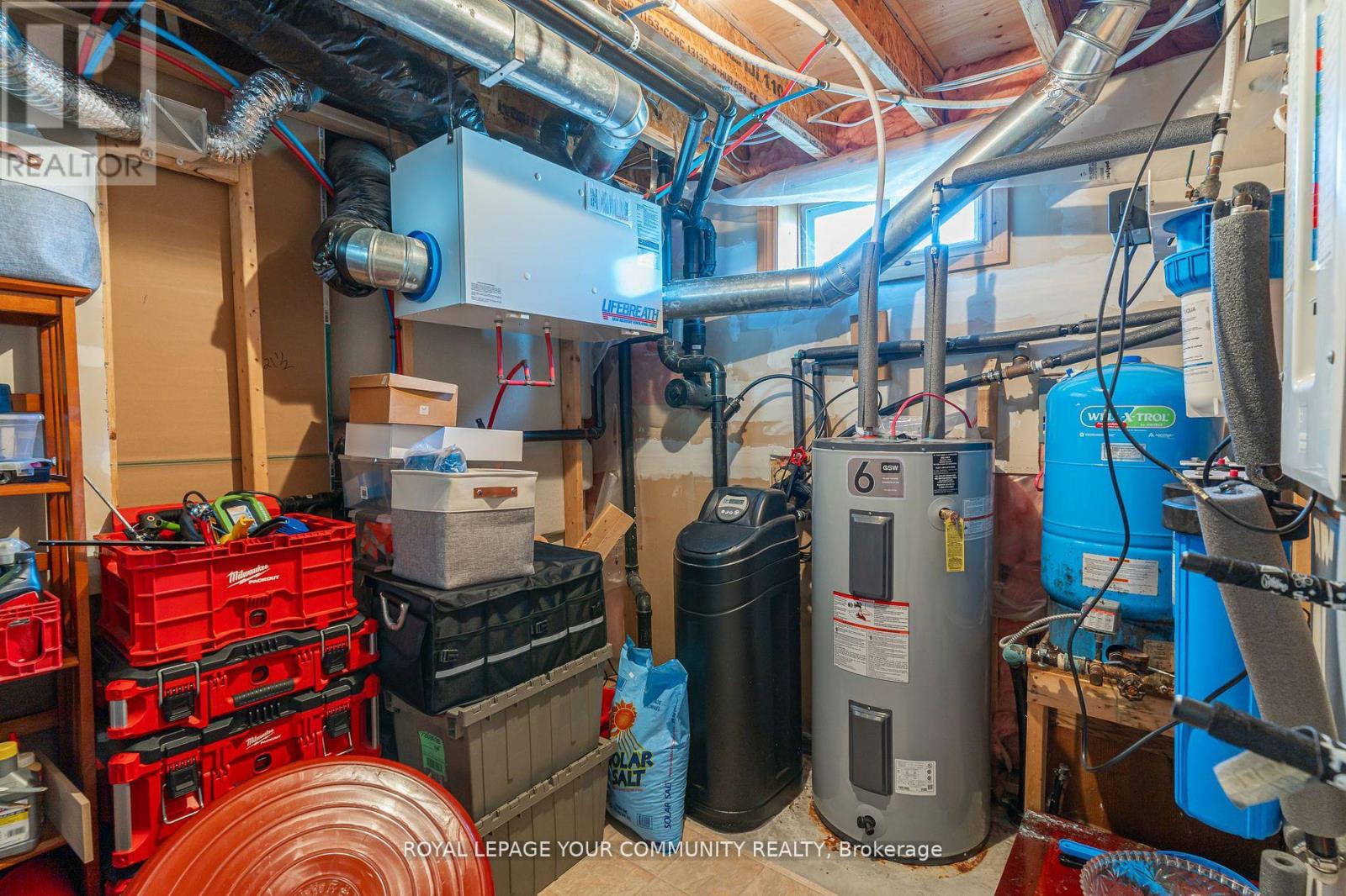 3895 Loop Road Property Photo 19