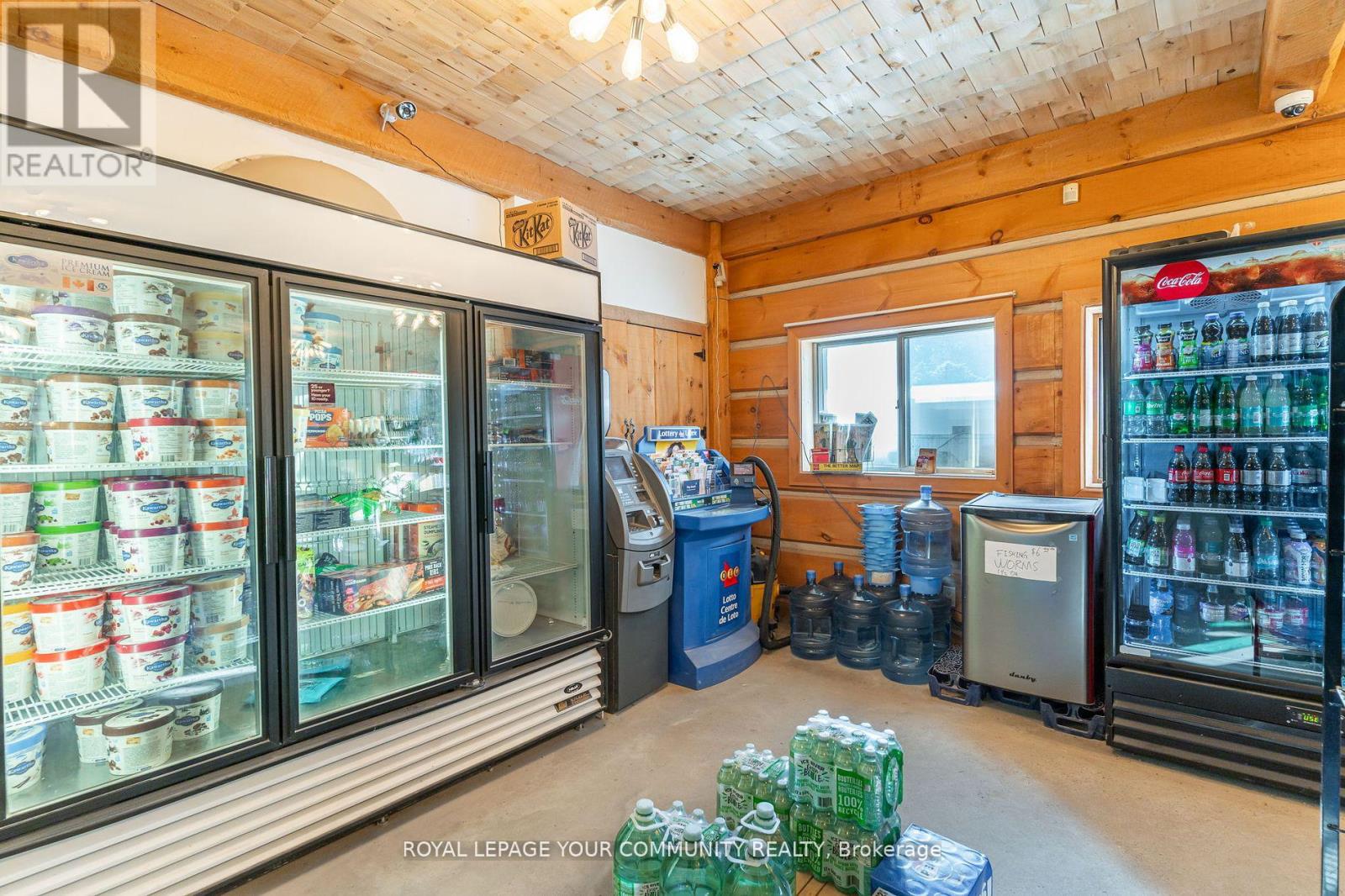 3895 Loop Road Property Photo 30