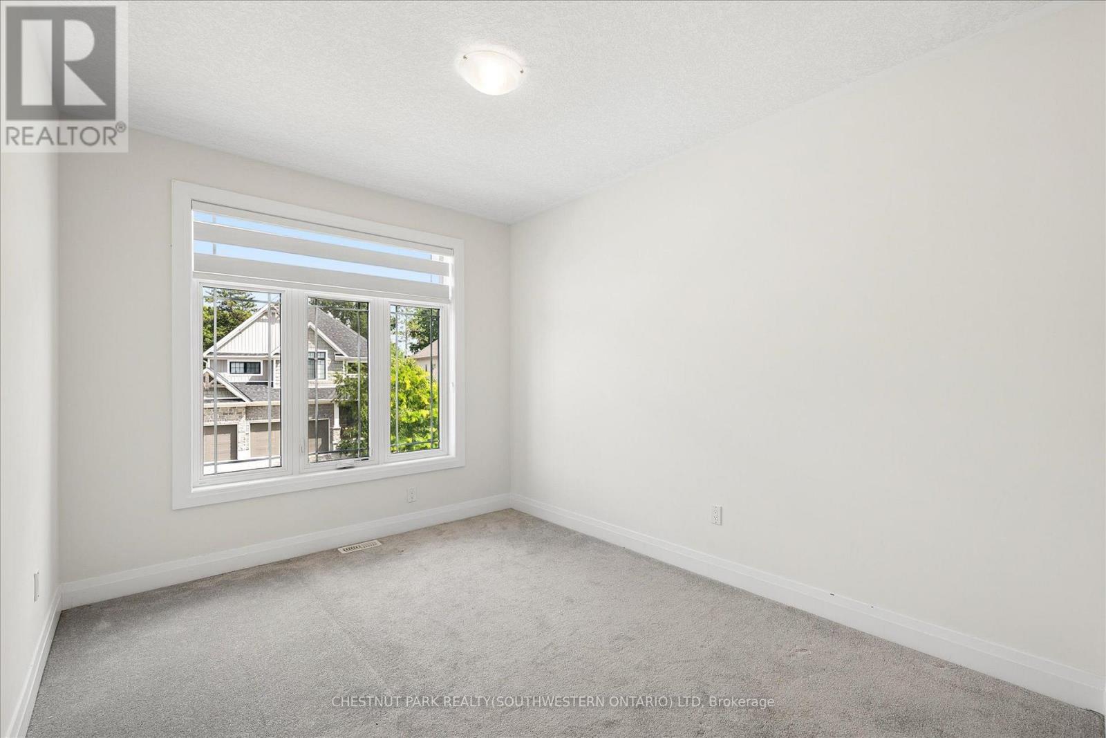 163 Redtail Street Property Photo 29