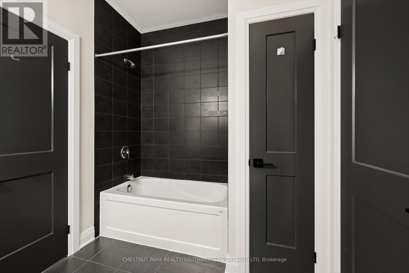 163 Redtail Street Property Photo 31