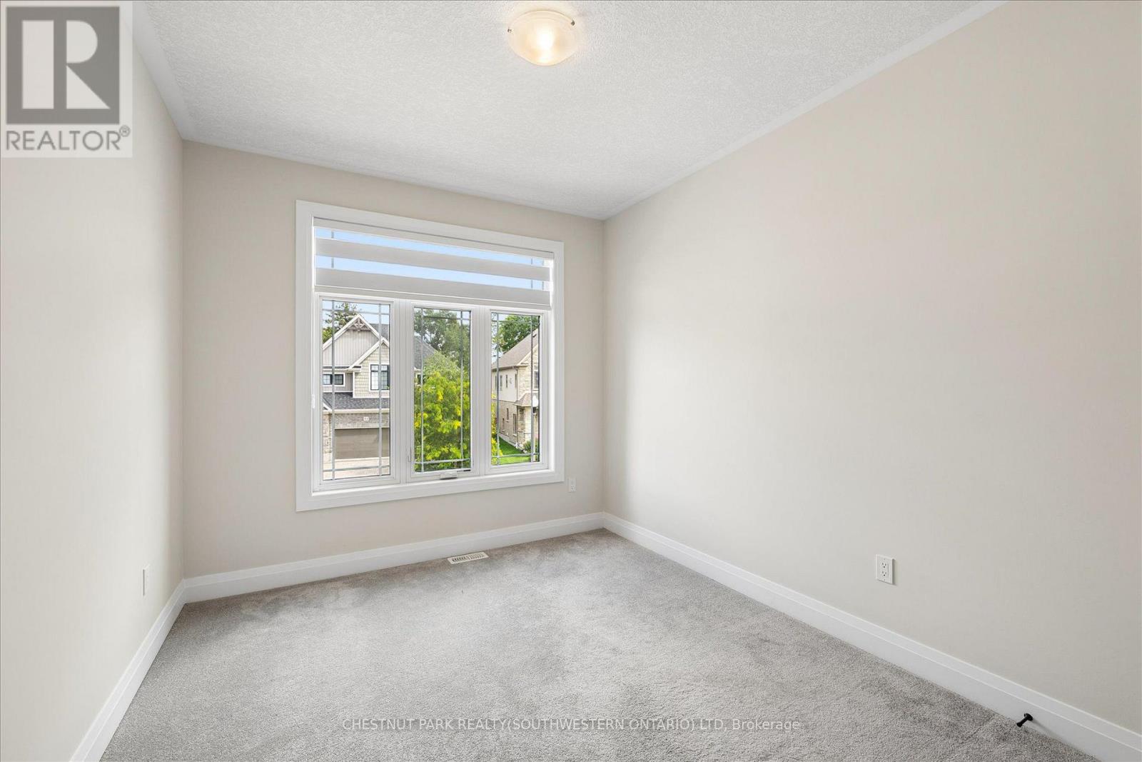 163 Redtail Street Property Photo 33