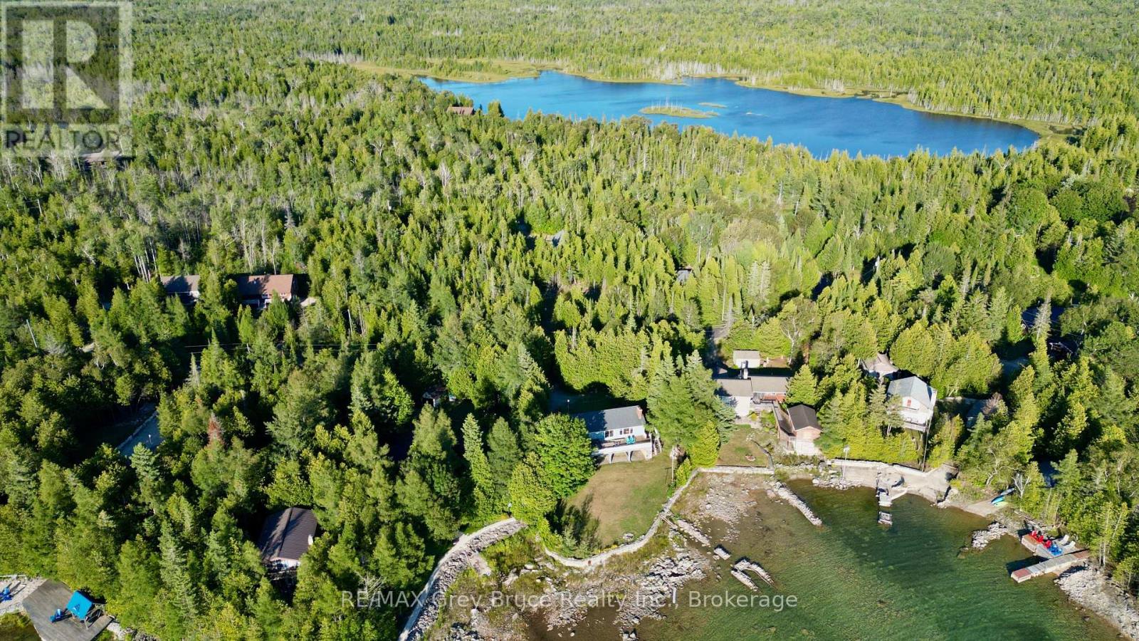 8 Devils Glen Property Photo 17