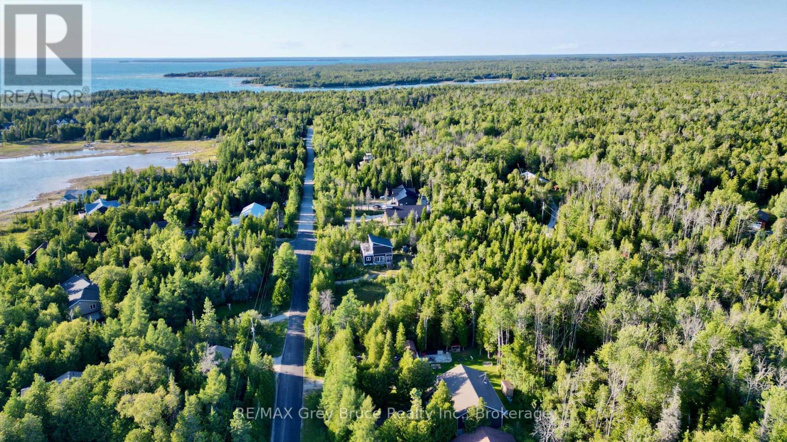 8 Devils Glen Property Photo 20