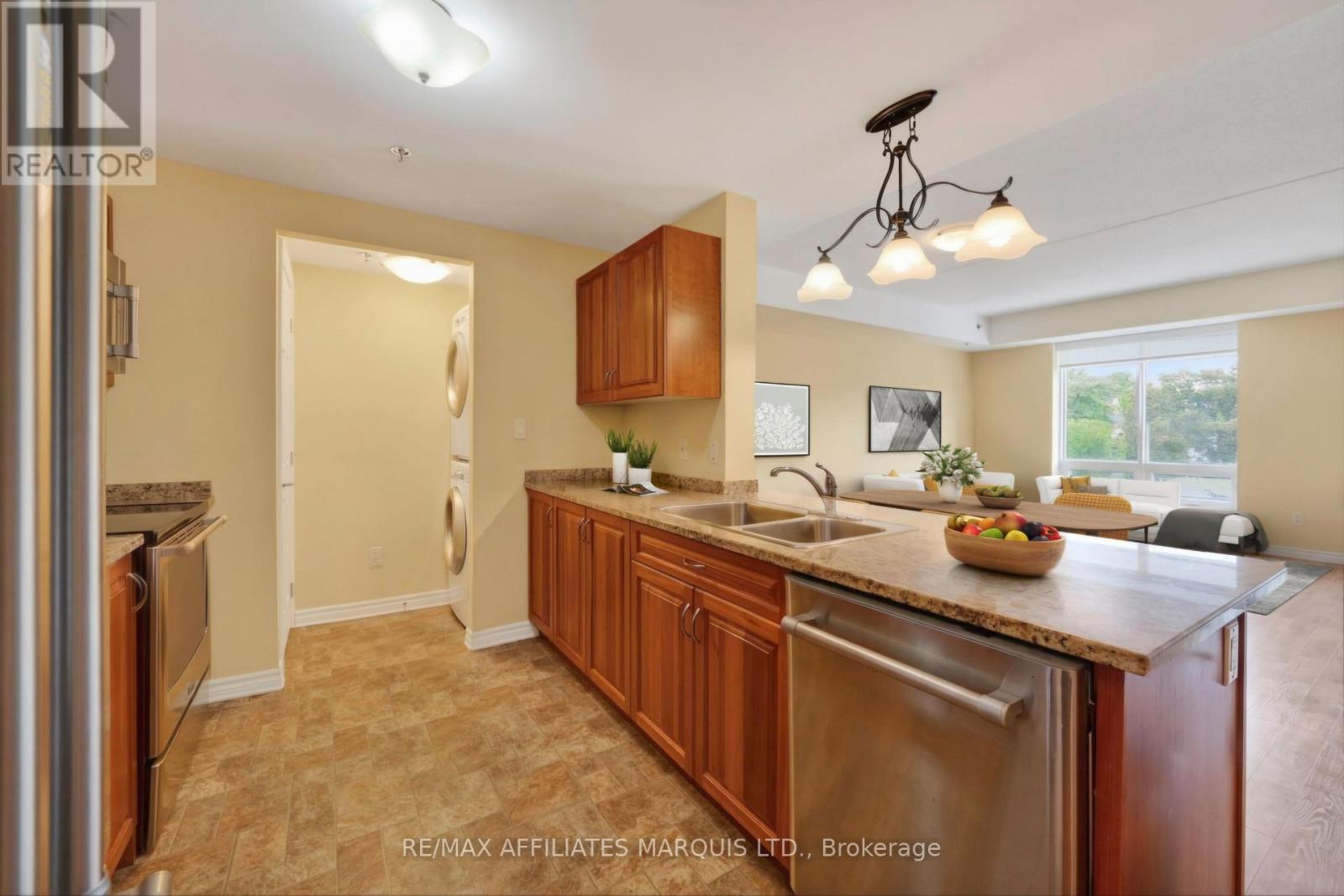200 - 108 Second Street E Property Photo 13