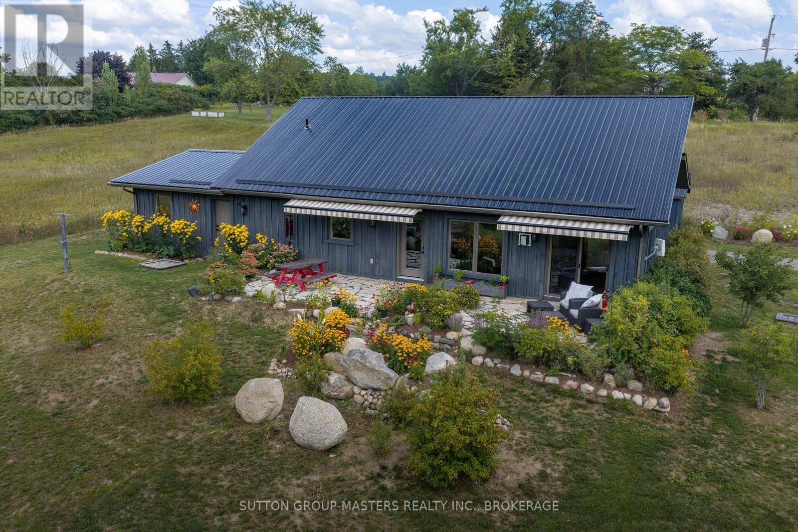 715 Moira Road Property Photo 1