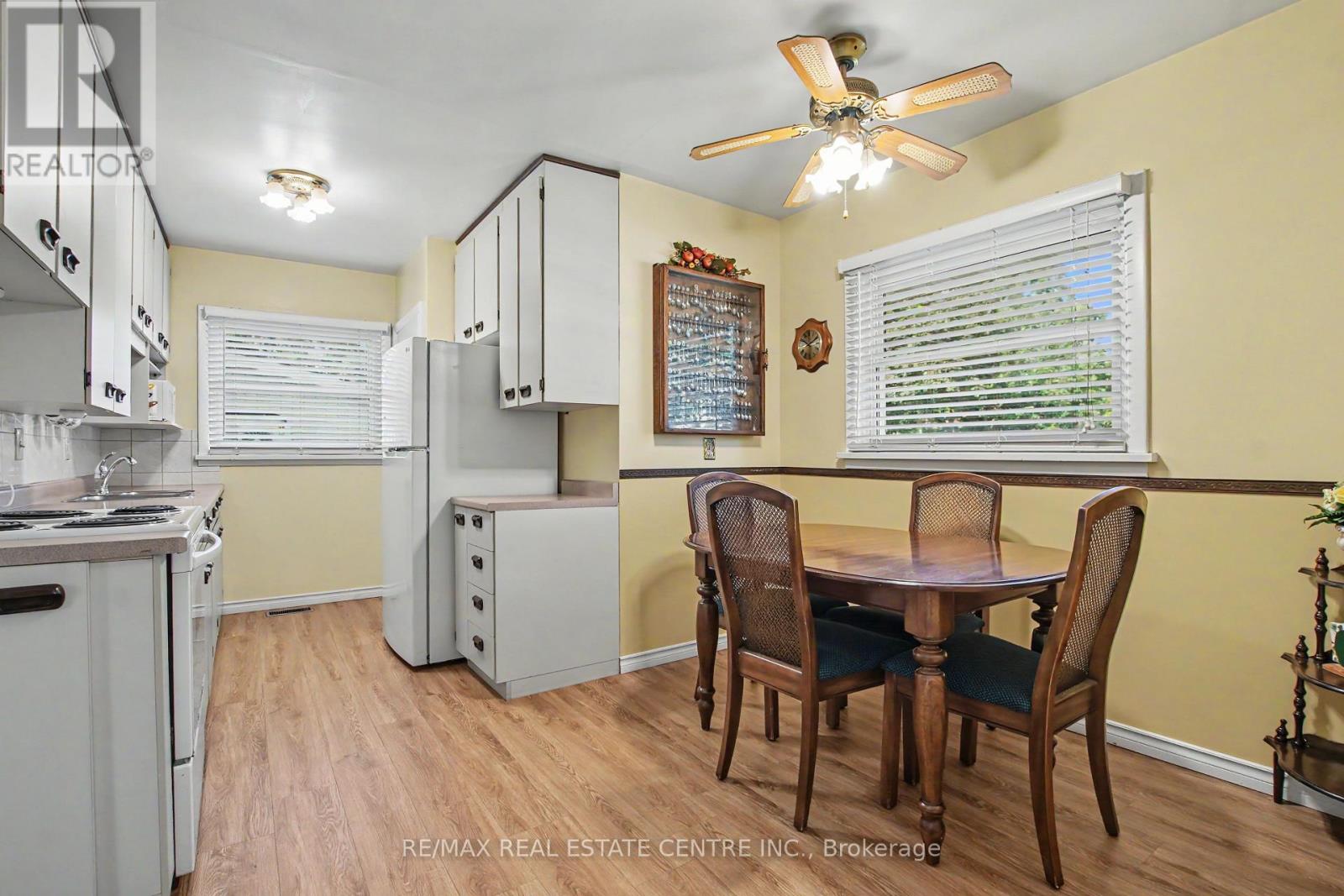 209 Franklin Street S Property Photo 8