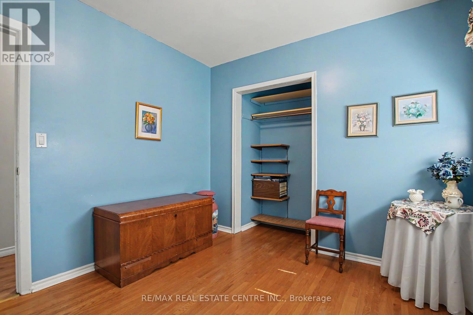 209 Franklin Street S Property Photo 16