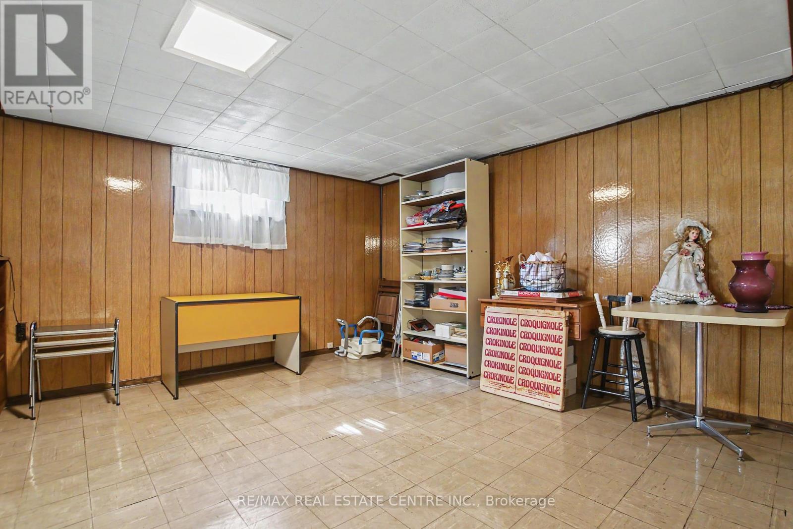 209 Franklin Street S Property Photo 21