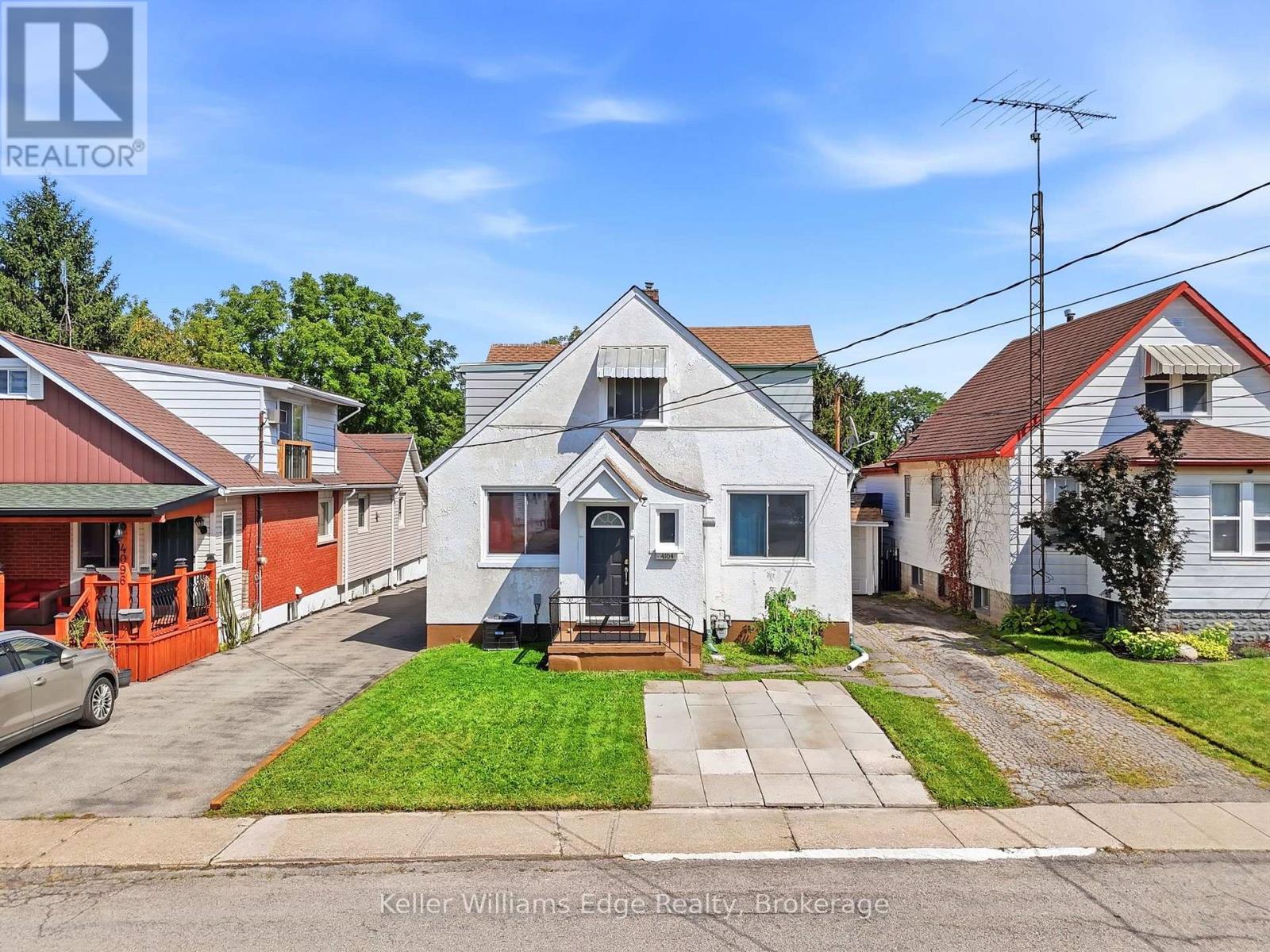 4104 BROUGHTON AVENUE Property Photo 1