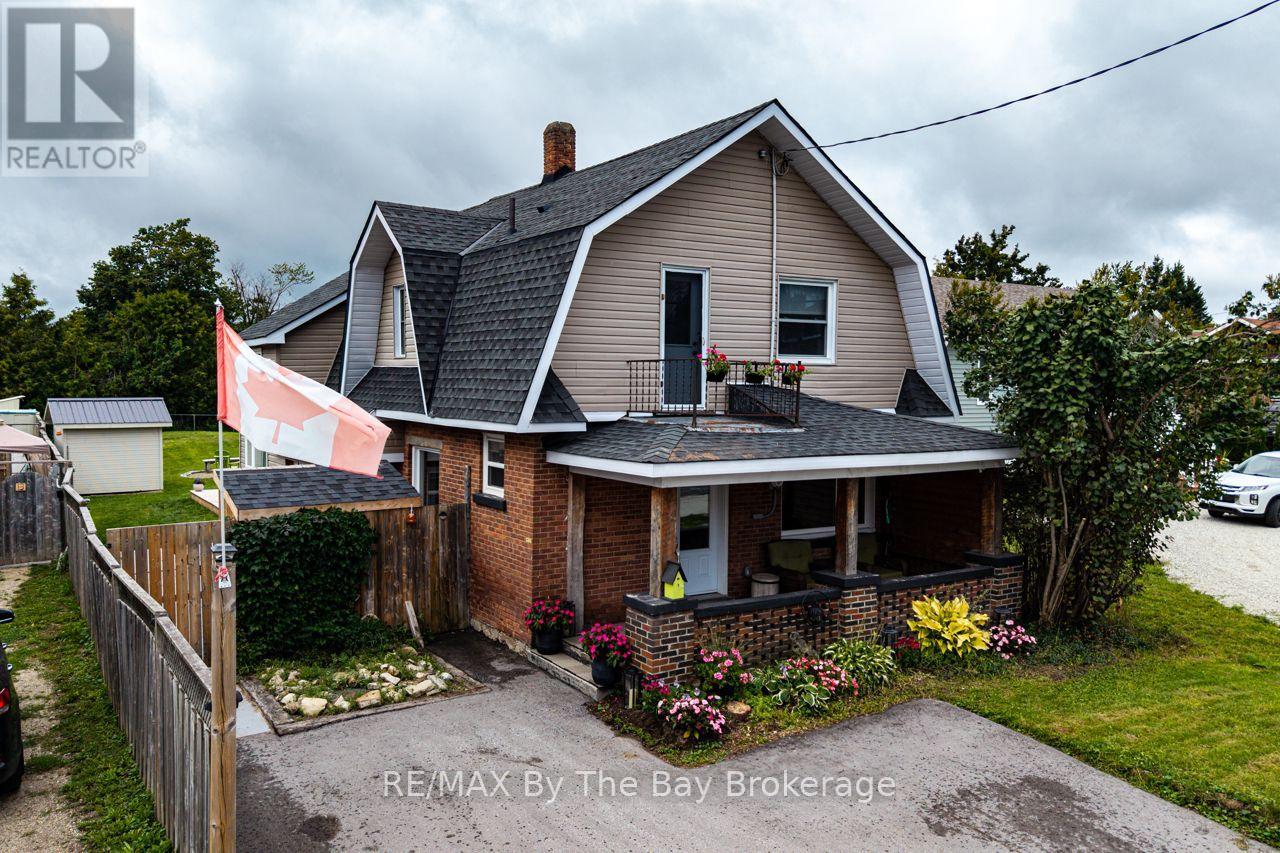 794116 Grey Rd 124 Road Property Photo 1