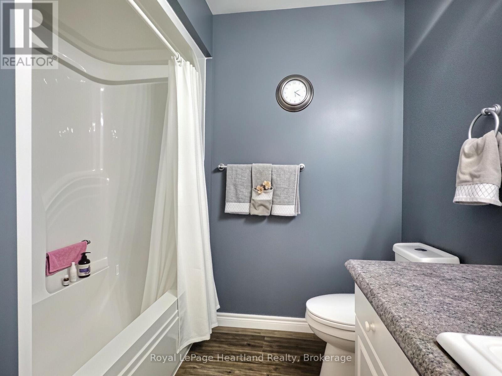 155 Victoria Drive Property Photo 16
