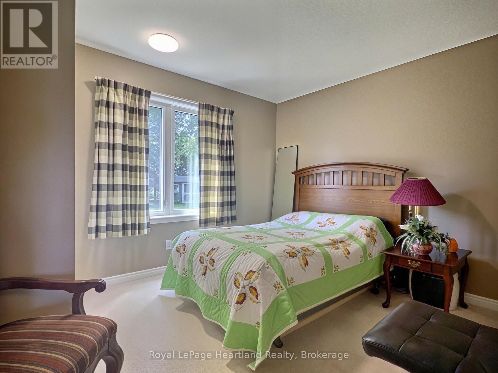 155 Victoria Drive Property Photo 17