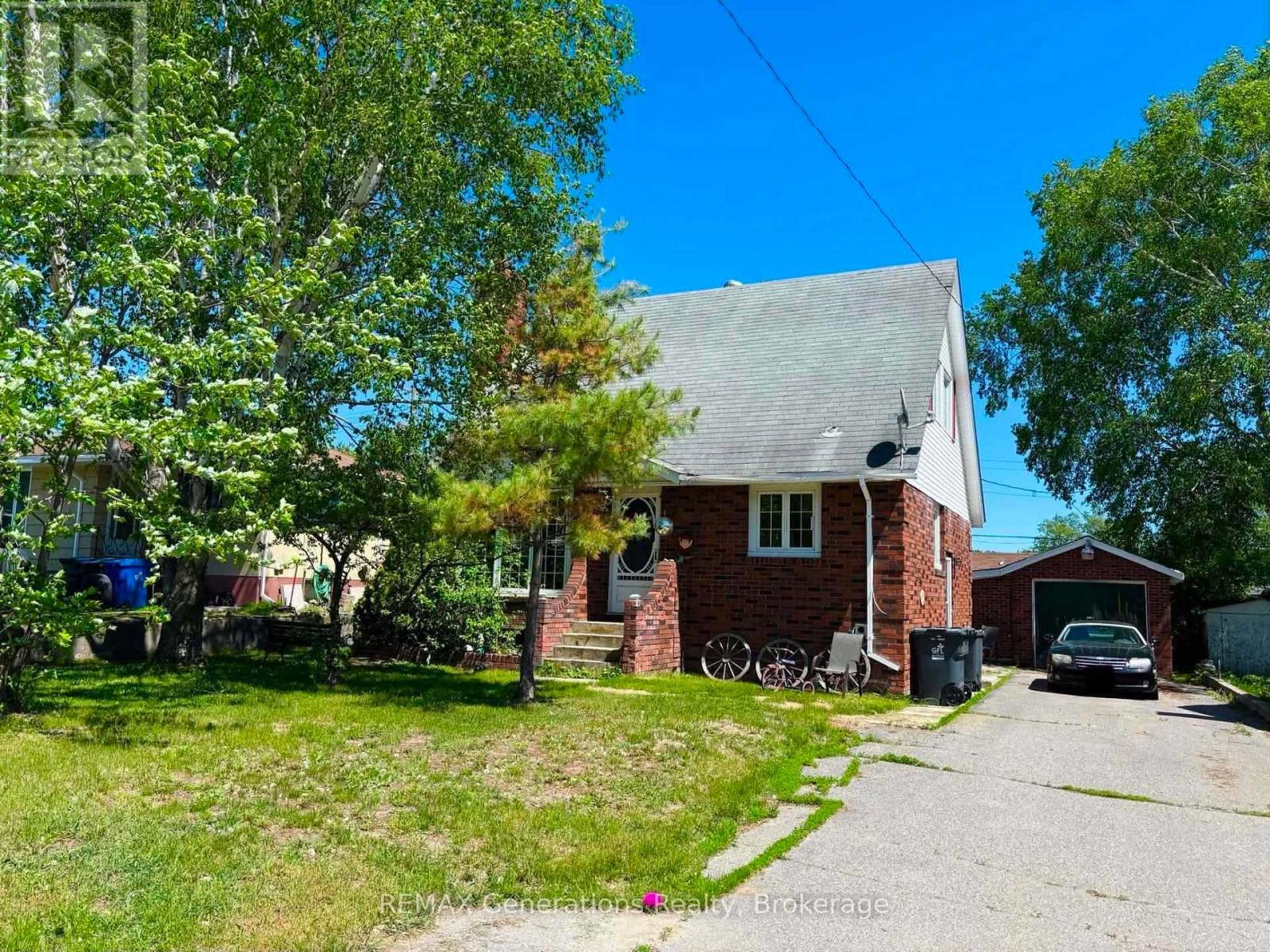 7 Mona Drive Property Photo 1