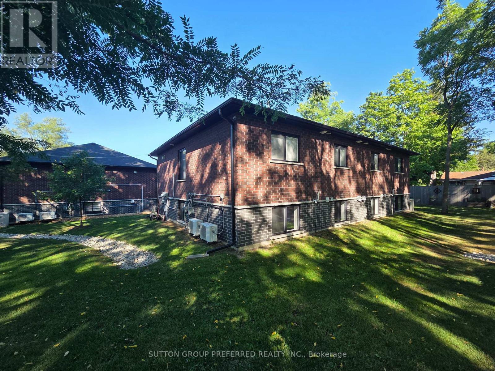 3 - 34 Bain Street Property Photo 20