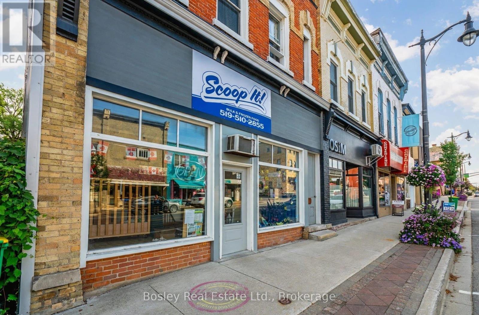 30 Elora Street S Property Photo 1