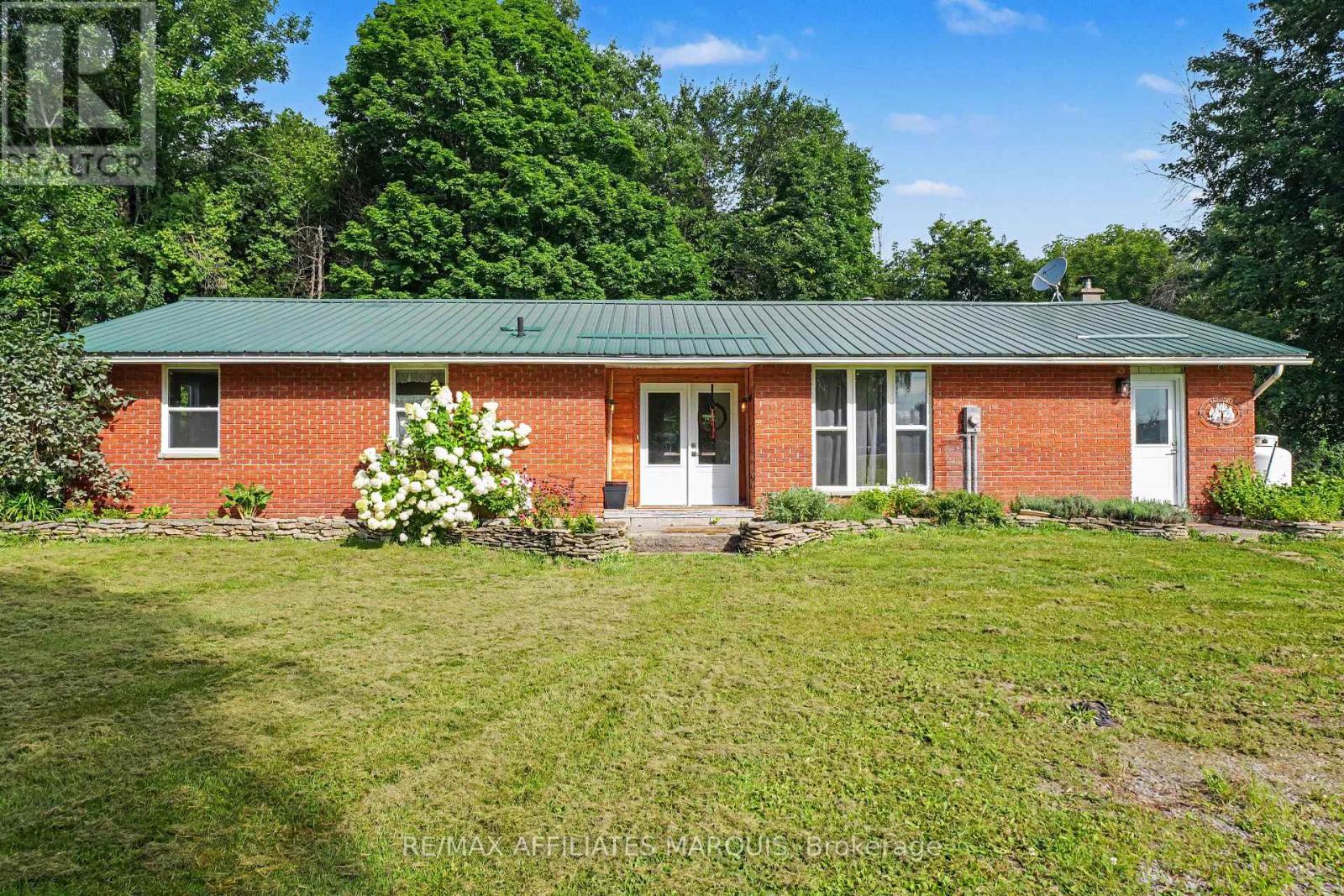 1820 Cty 16 Road Property Photo 1