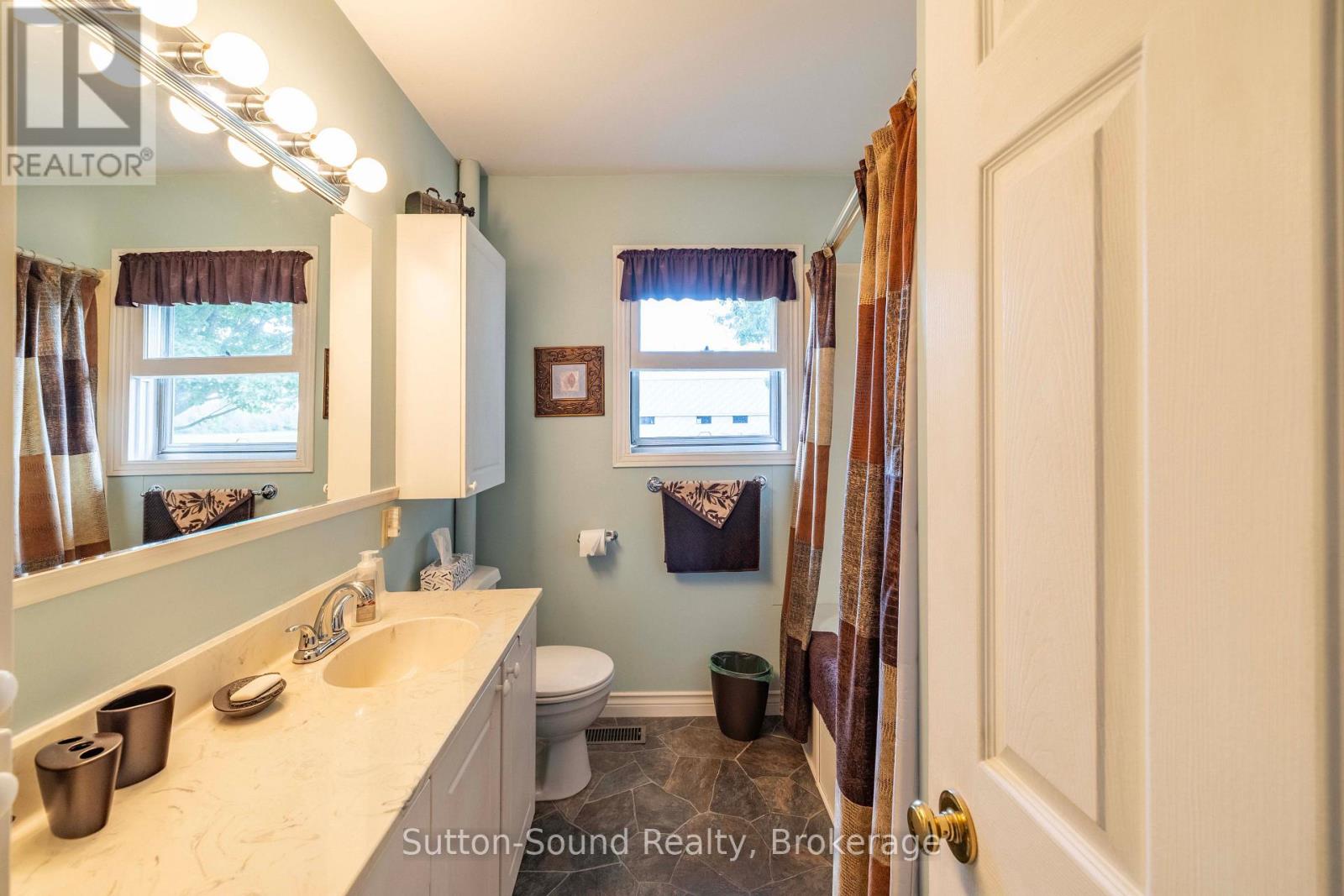 2250 28th Avenue E Property Photo 24