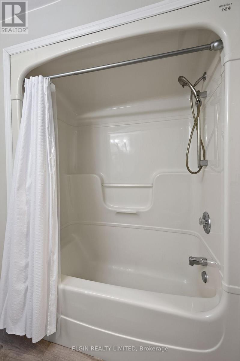69 Carrie Crescent Property Photo 28
