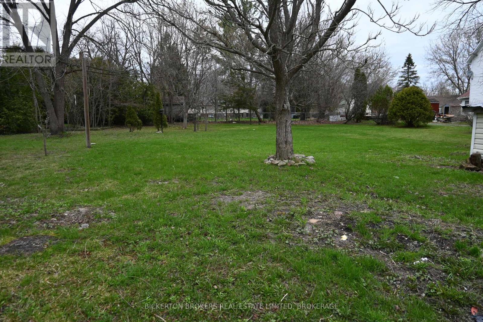 20 Grand Trunk Avenue Property Photo 1