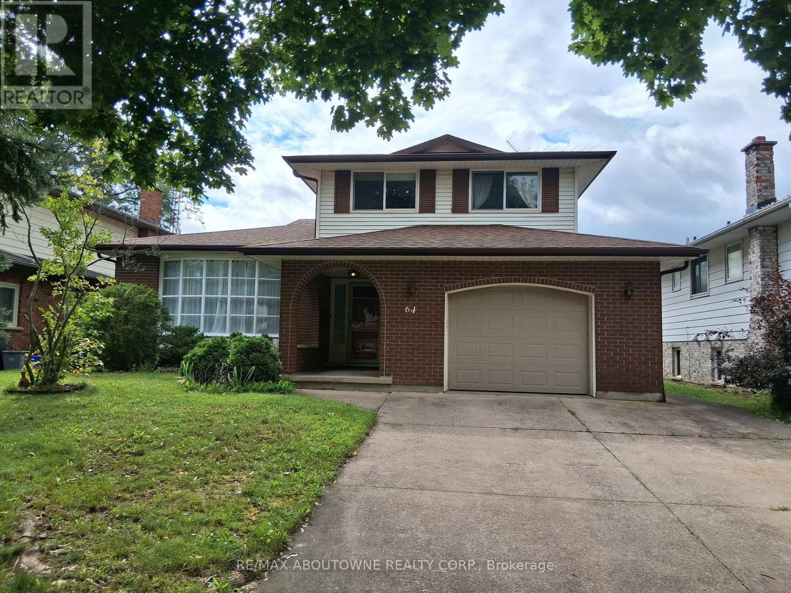 64 ADEL DRIVE