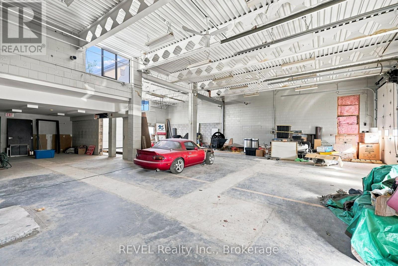 271 Ridgeway Road Property Photo 10