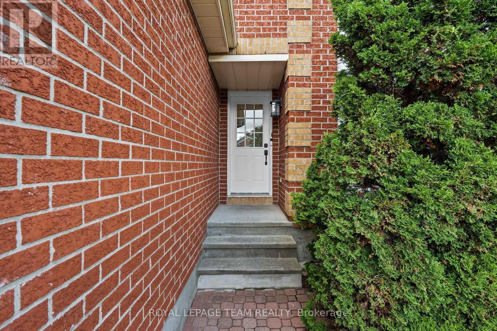 77 Sherring Court Property Photo 8