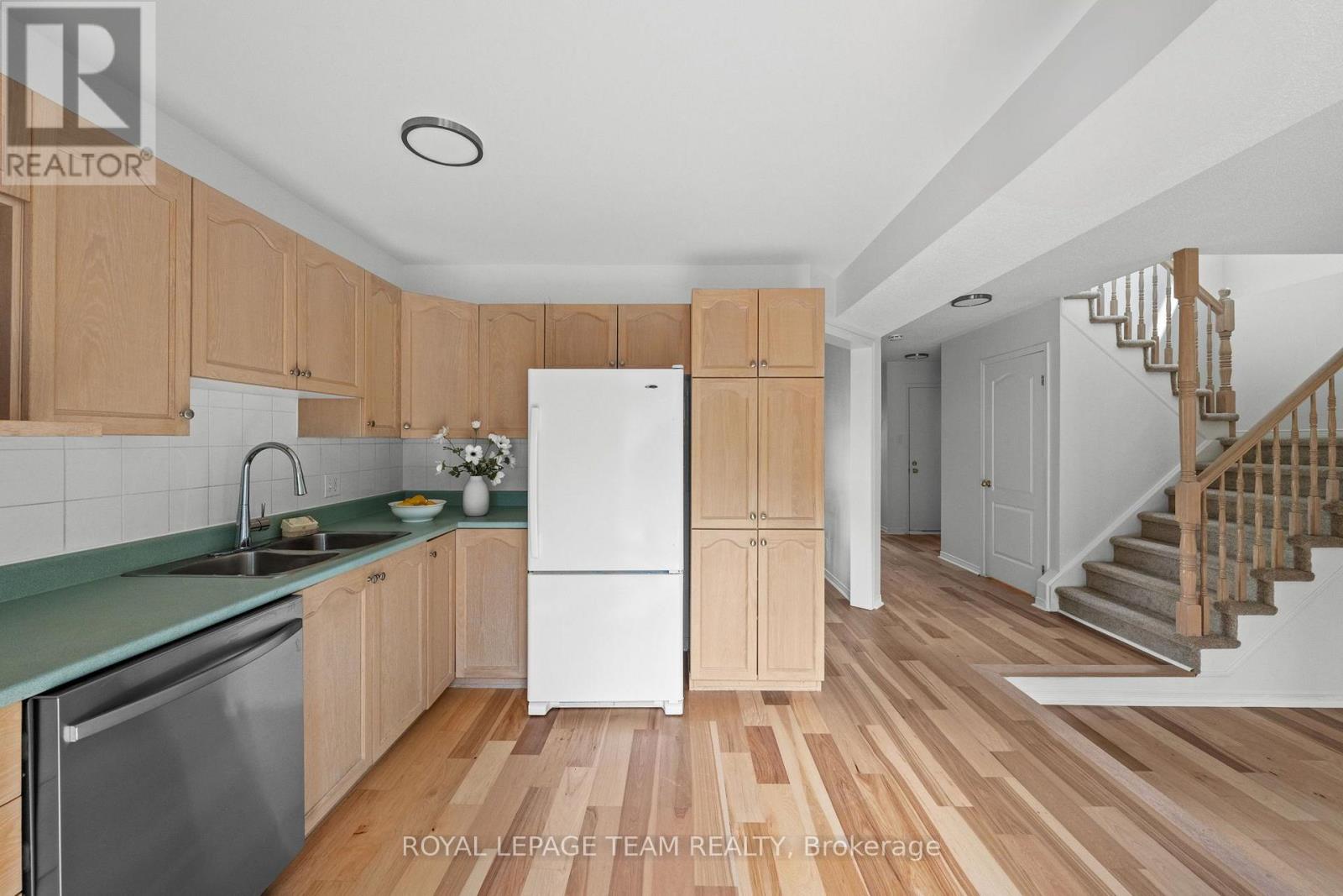 77 Sherring Court Property Photo 20